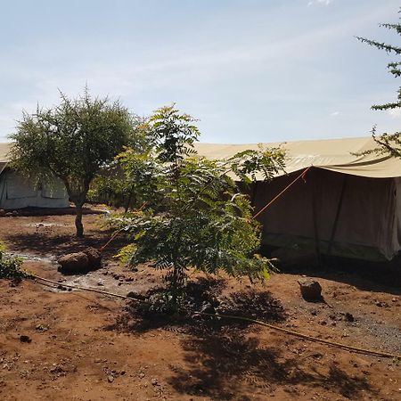 Kizumba Camp Site Hotel Manyara ภายนอก รูปภาพ